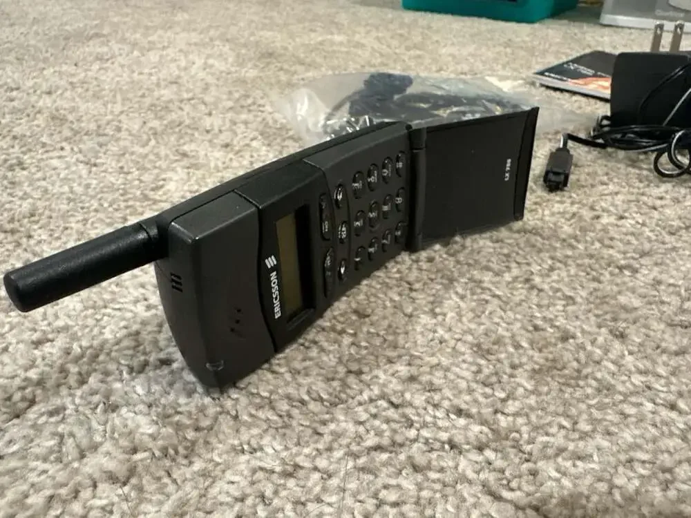 Vintage Ericsson LX 788 AT&T Mobile Phone with Charger and Accessories